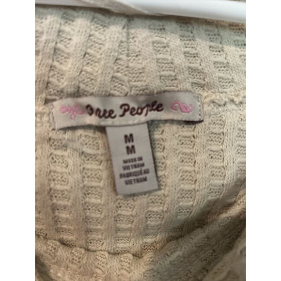 Free People Top Juicy Long Sleeve Size Medium Color  Stone Cold MSRP $88  NWT - Picture 7 of 7